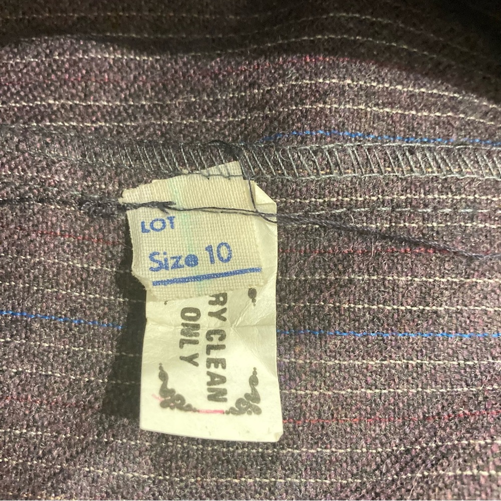 Vintage wool skirt gray pinstripe dark academia unique front slit detail - Picture 14 of 17